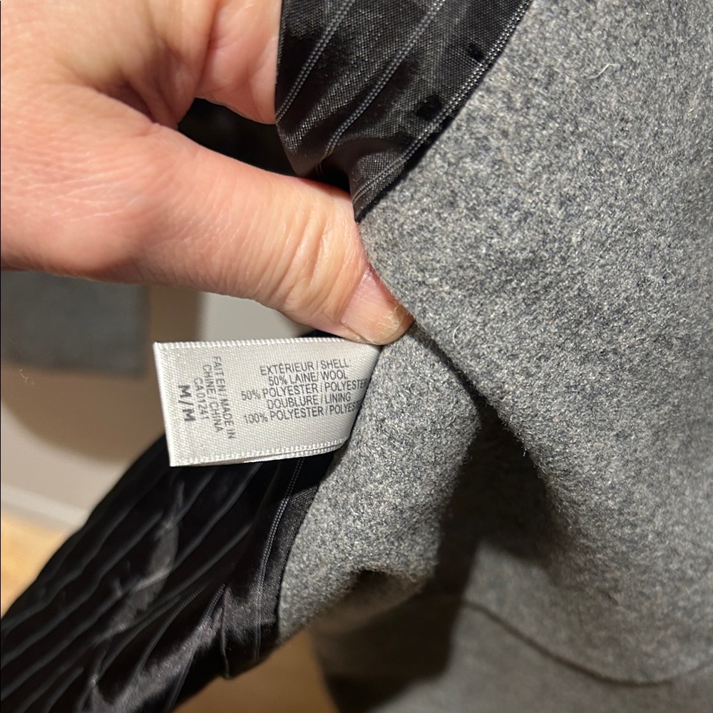 Contemporaine Wool Gray Sleeveless Vest Top - Picture 9 of 9